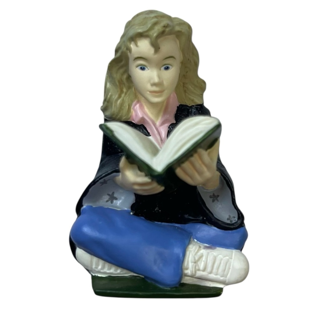 Hermione Granger Mini Figurine 2" Harry Potter Figure NC Reading Spell Book EUC